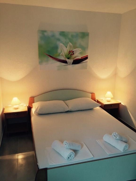 Rooms Florida Tribanj-Kruscica Quarto foto